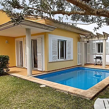 Estel Mit Pool Im Garten Playa de Muro (Mallorca)